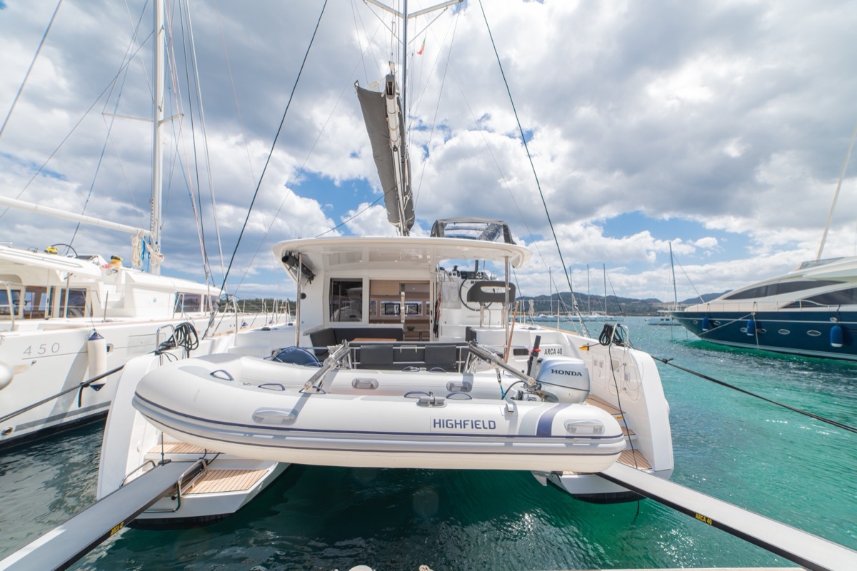 Lagoon 40 — photo 20