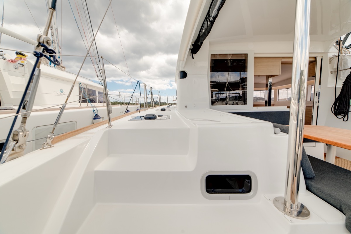 Lagoon 40 — photo 29