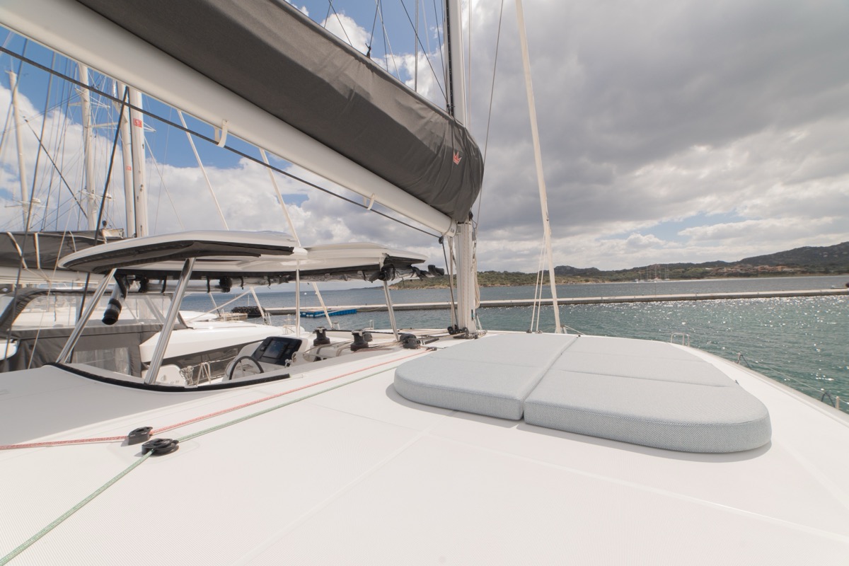 Lagoon 42 (3 cab) — photo 28