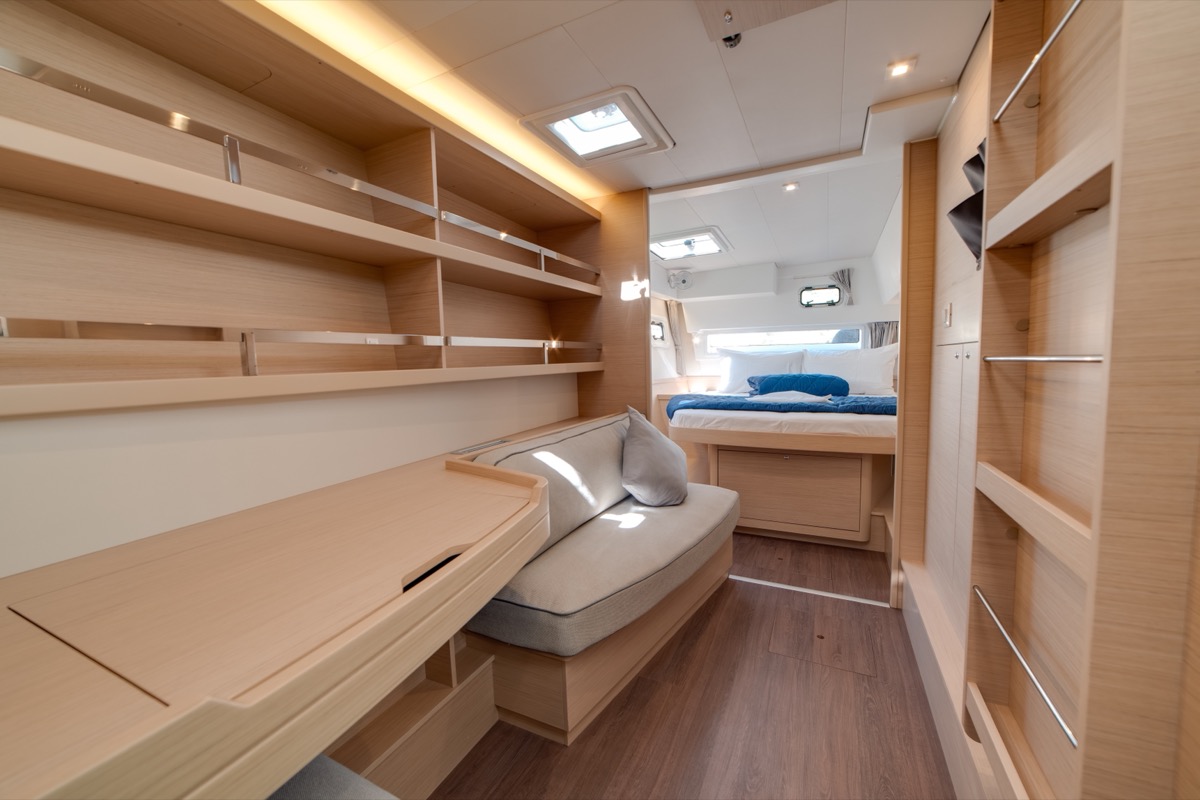 Lagoon 42 (3 cab) — photo 61
