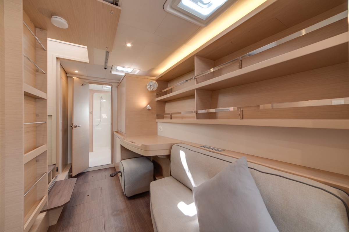 Lagoon 42 (3 cab) — photo 46