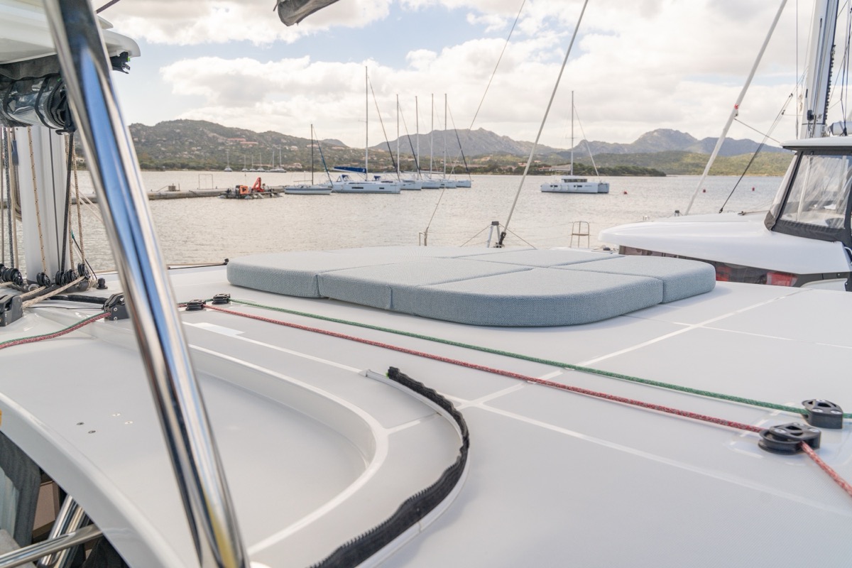 Lagoon 42 (3 cab) — photo 5
