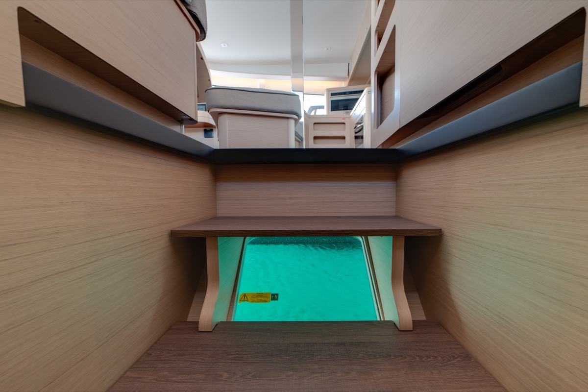 Lagoon 42 (3 cab) — photo 52