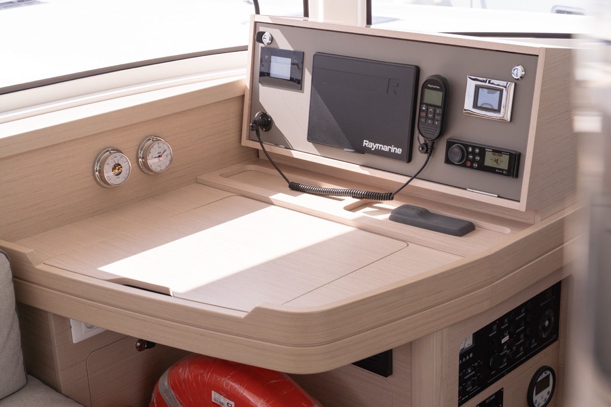 Lagoon 42 (3 cab) — photo 36