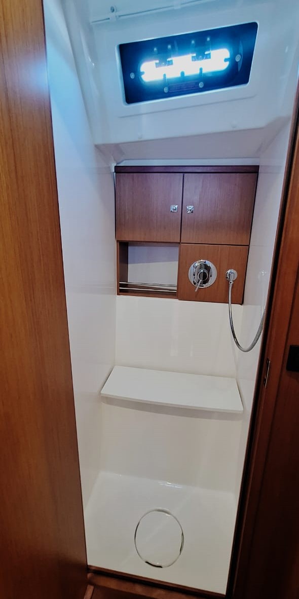 Bavaria Cruiser 46 — photo 11