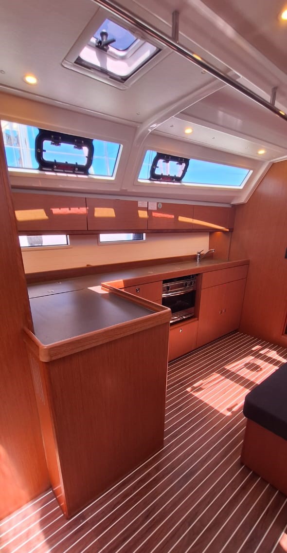 Bavaria Cruiser 46 — photo 10