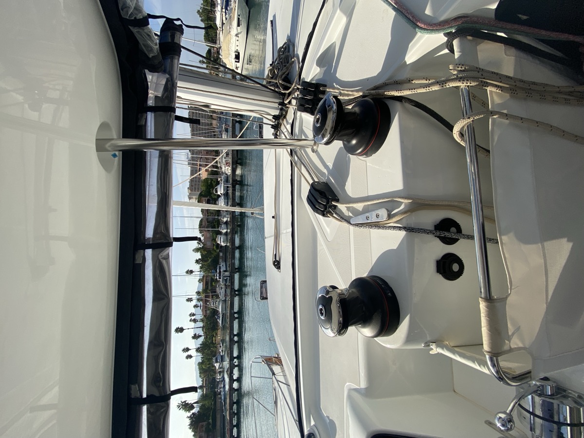 Lagoon 42 — photo 18