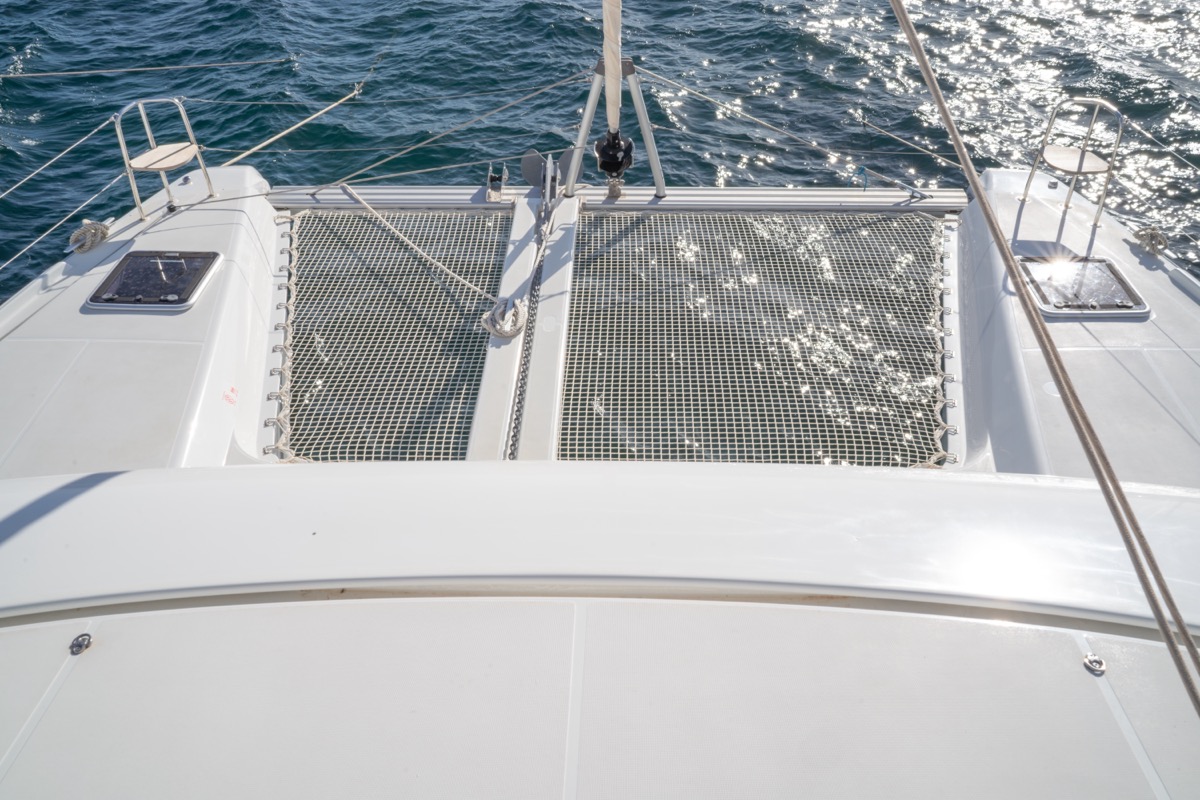 Lagoon 42 — photo 13