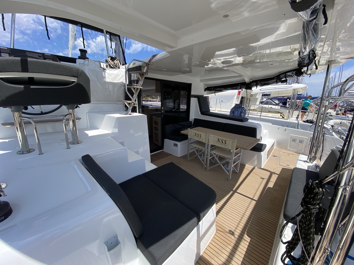 Lagoon 42 — photo 28