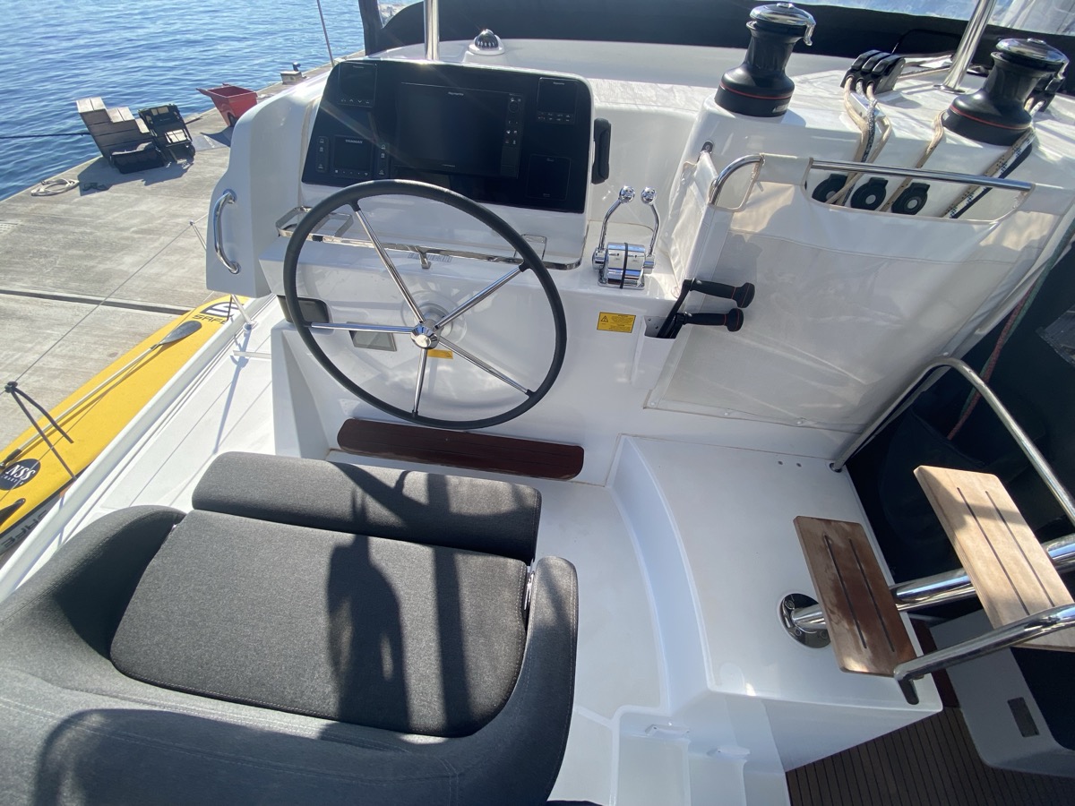 Lagoon 42 — photo 20