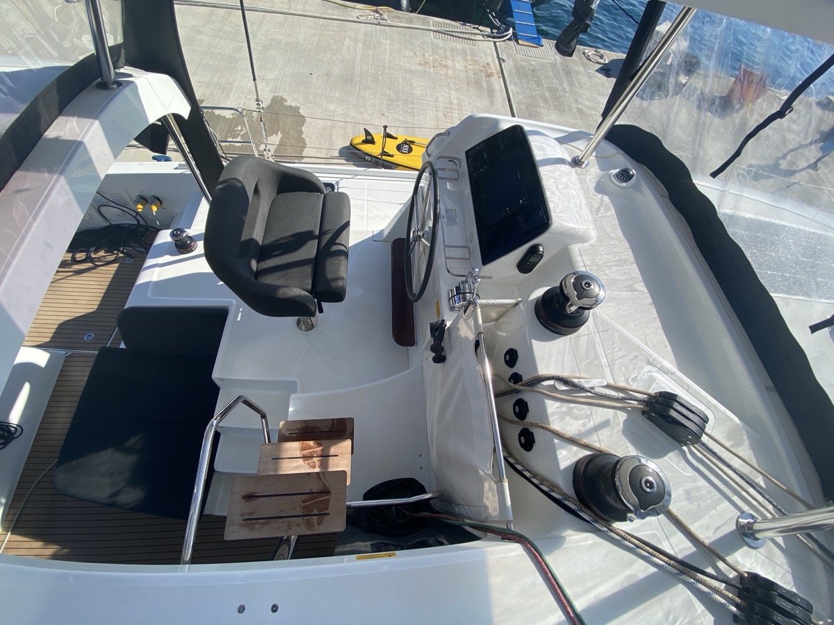 Lagoon 42 — photo 28