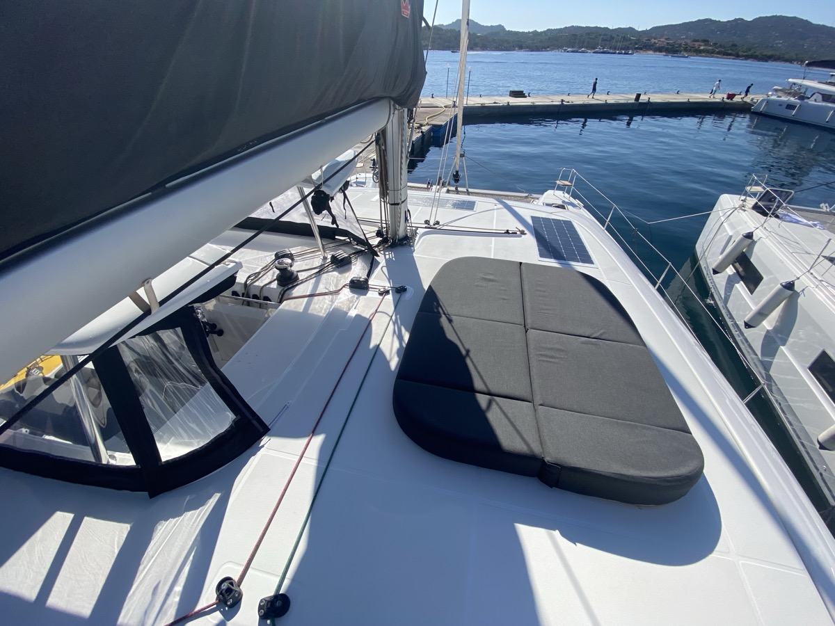Lagoon 42 — photo 18
