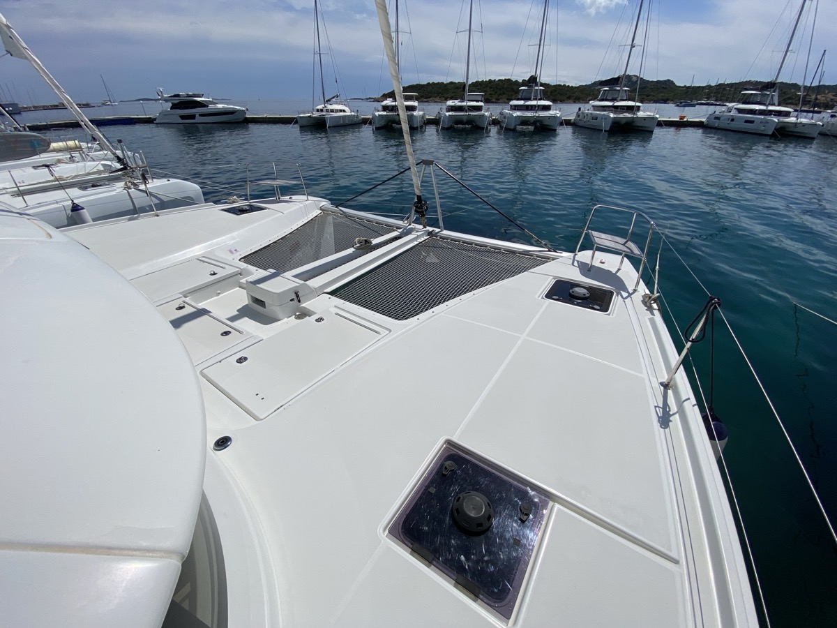 Lagoon 46 — photo 26