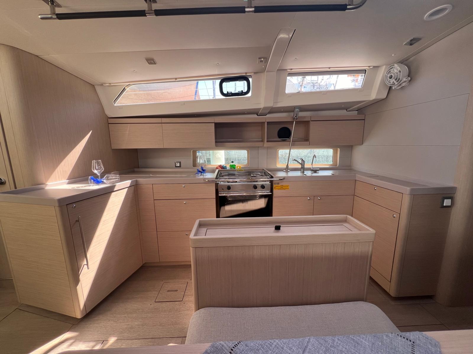Oceanis 46.1 (4 cab) — photo 5