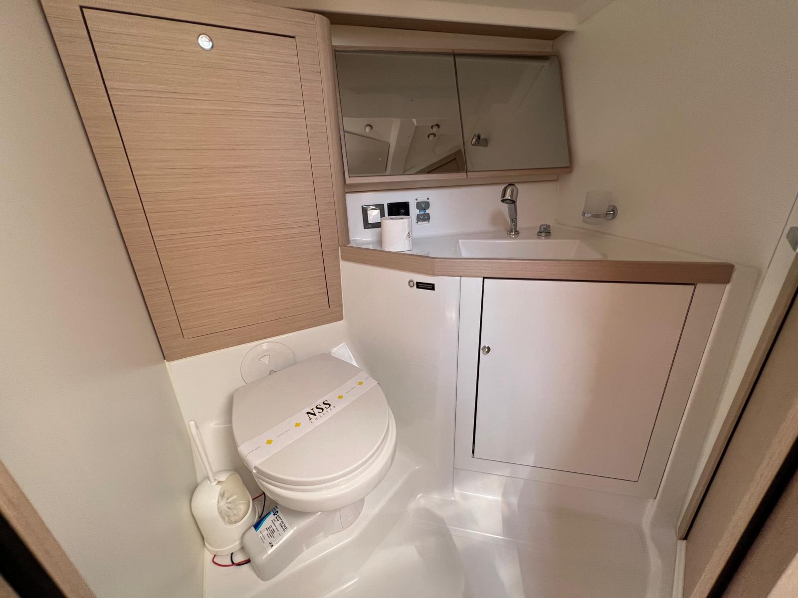 Oceanis 46.1 (4 cab) — photo 4