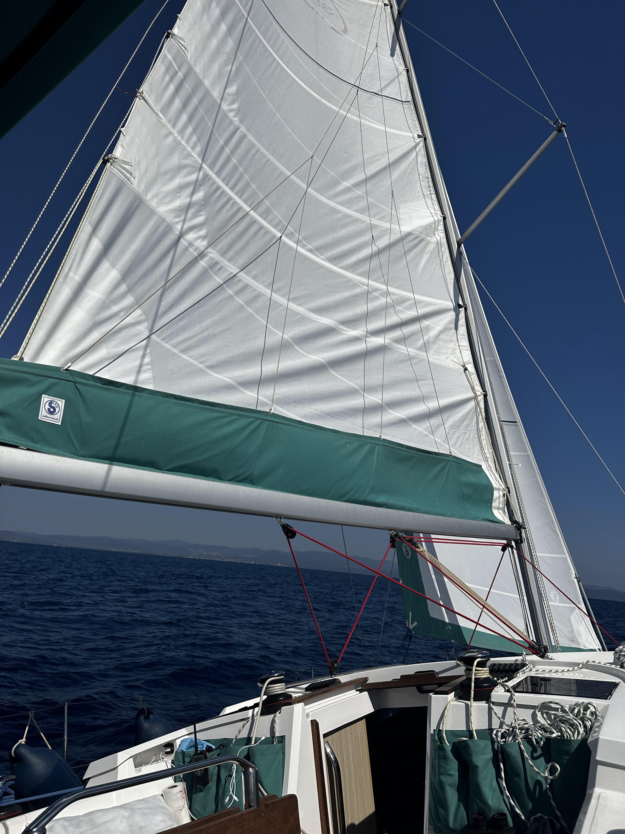 Maxus 35 (see with our base extra options availability as Air Conditioned) — photo 136