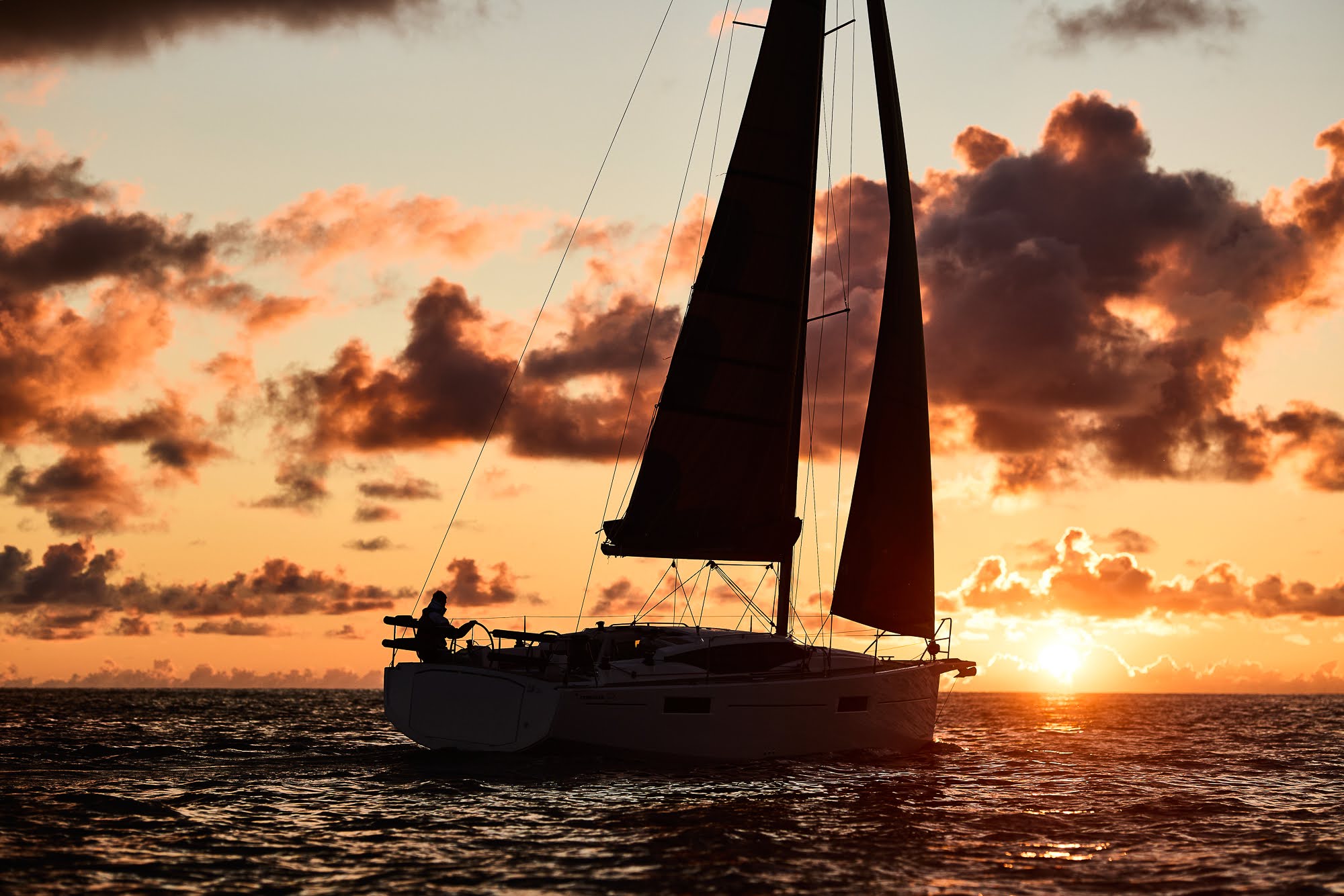 Maxus 35 (see with our base extra options availability as Air Conditioned) — photo 4