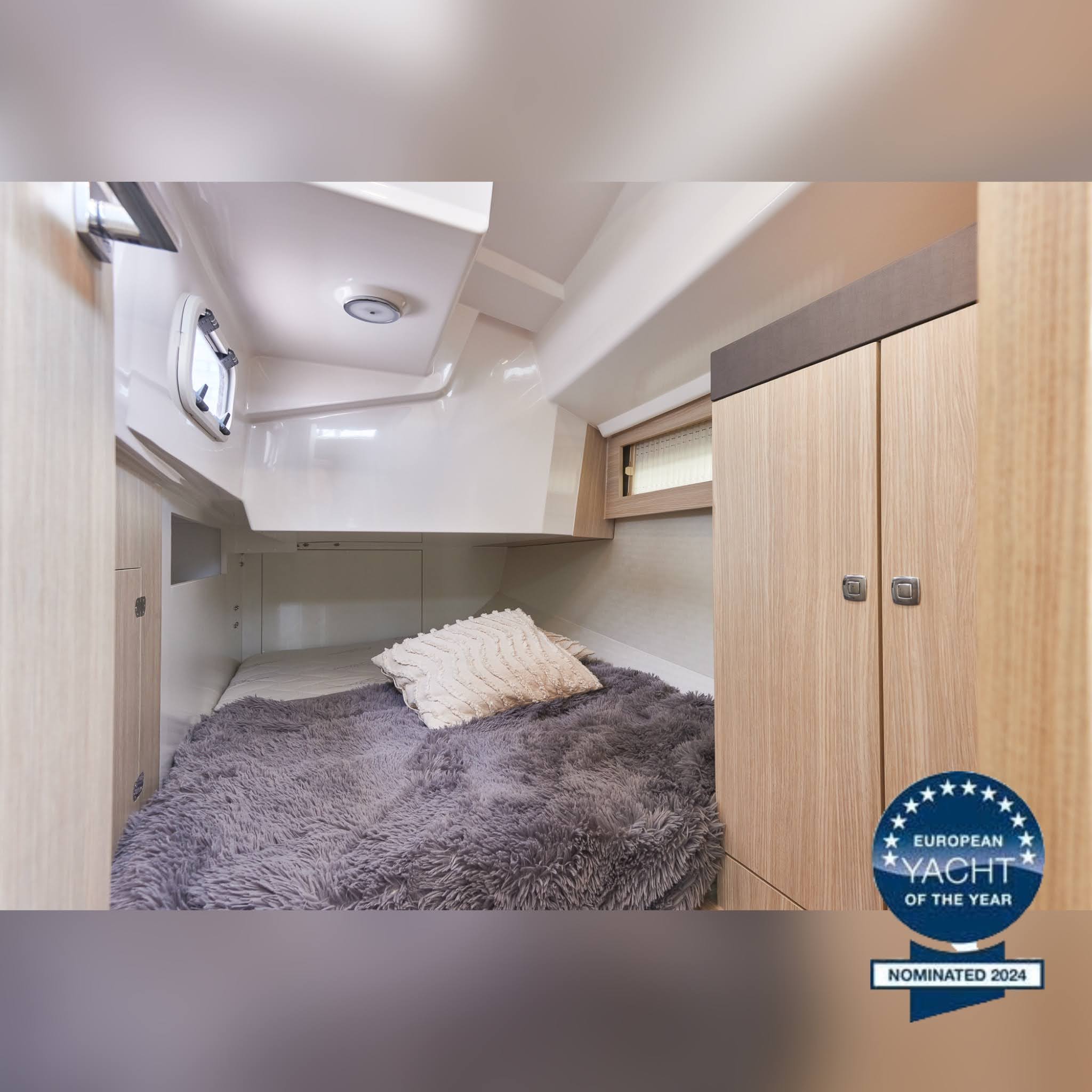 Maxus 35 (see with our base extra options availability as Air Conditioned) — photo 31