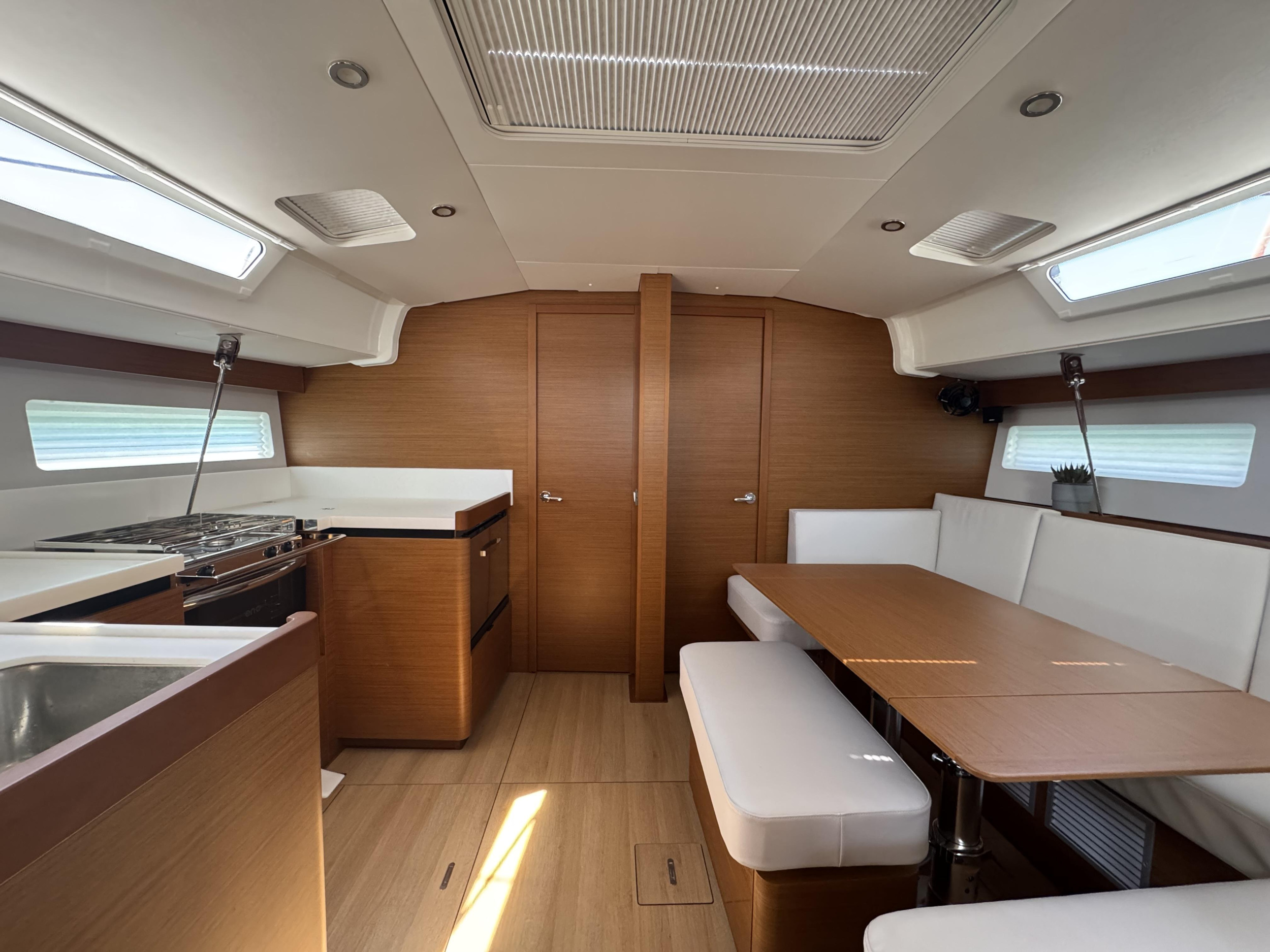 Sun Odyssey 490 — photo 7