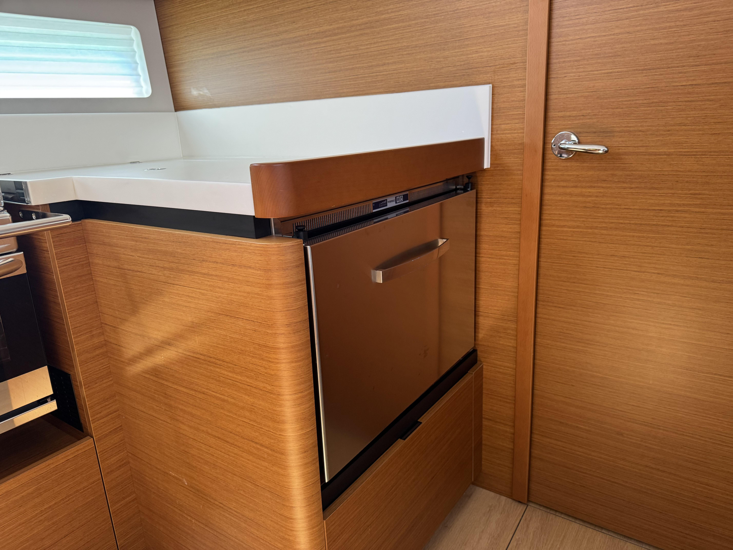 Sun Odyssey 490 — photo 4
