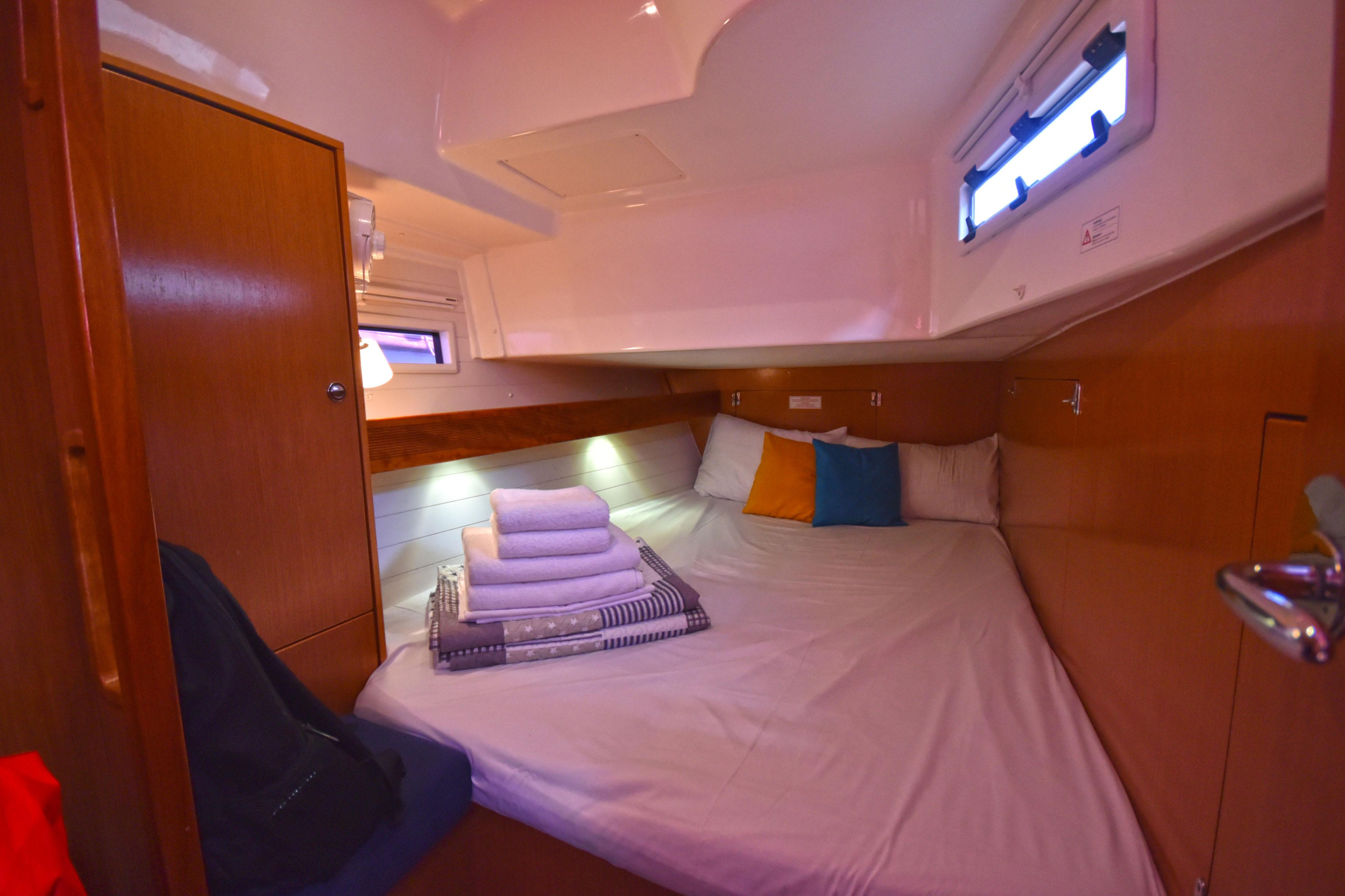 Bavaria Cruiser 45 — photo 9