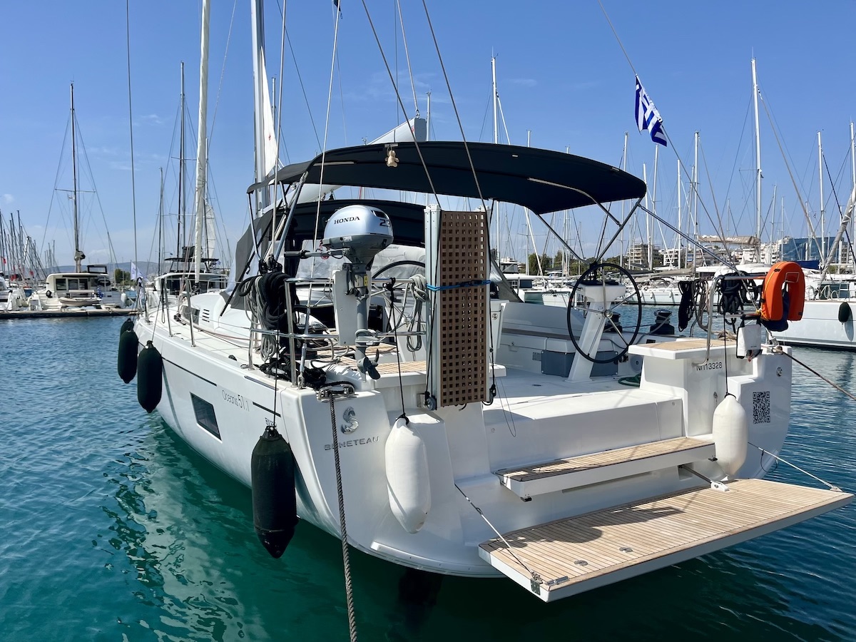 Oceanis 51.1 — photo 16