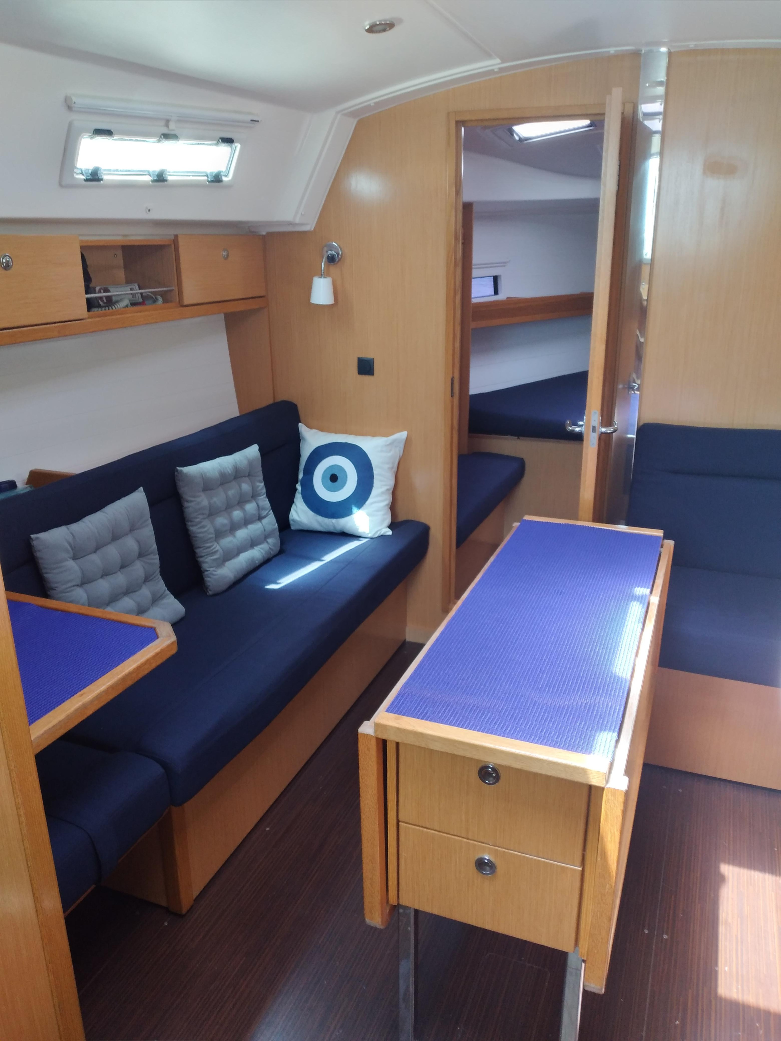 Bavaria 36 Cruiser — photo 8