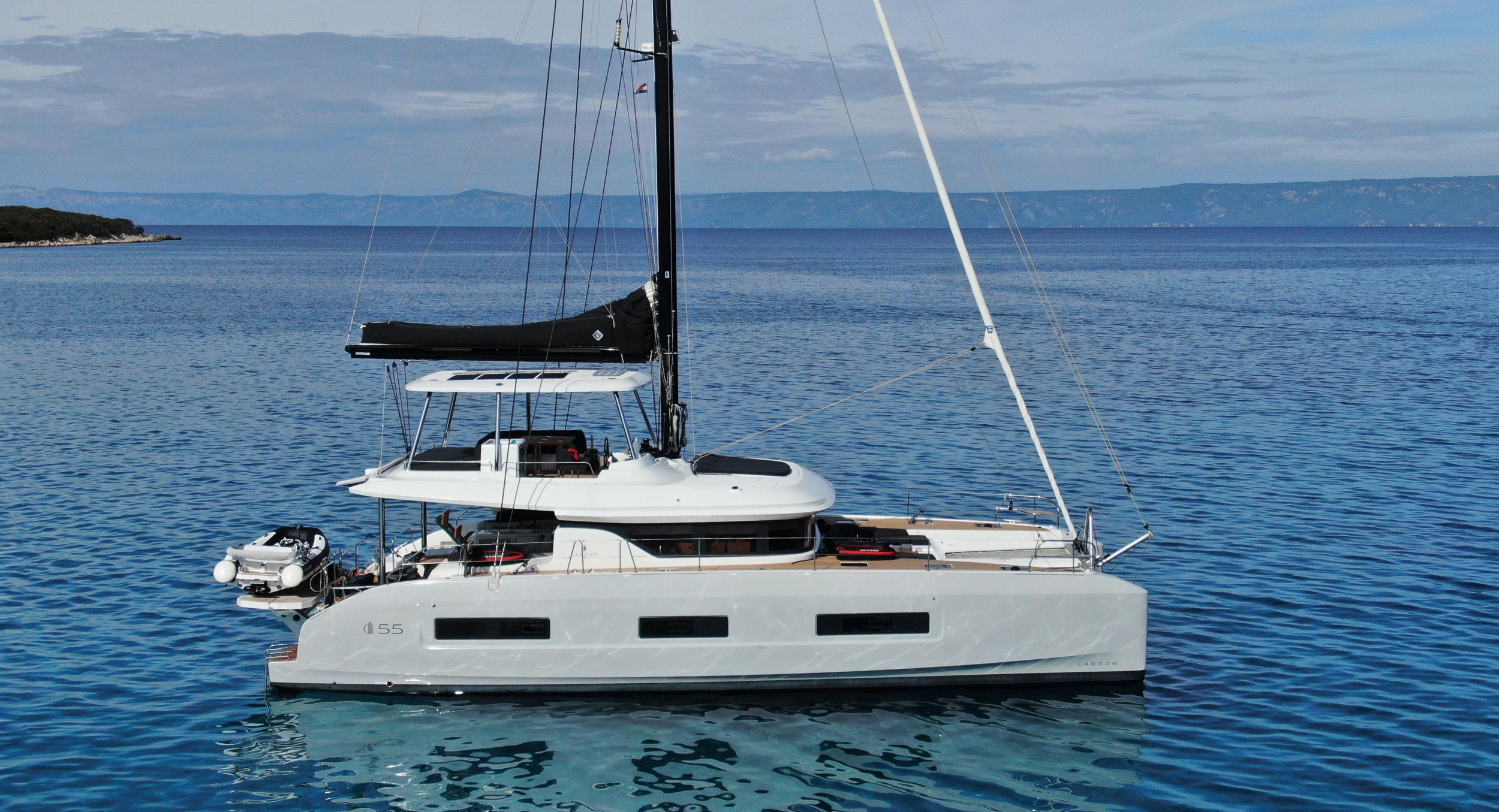 Lagoon 55 — photo 13