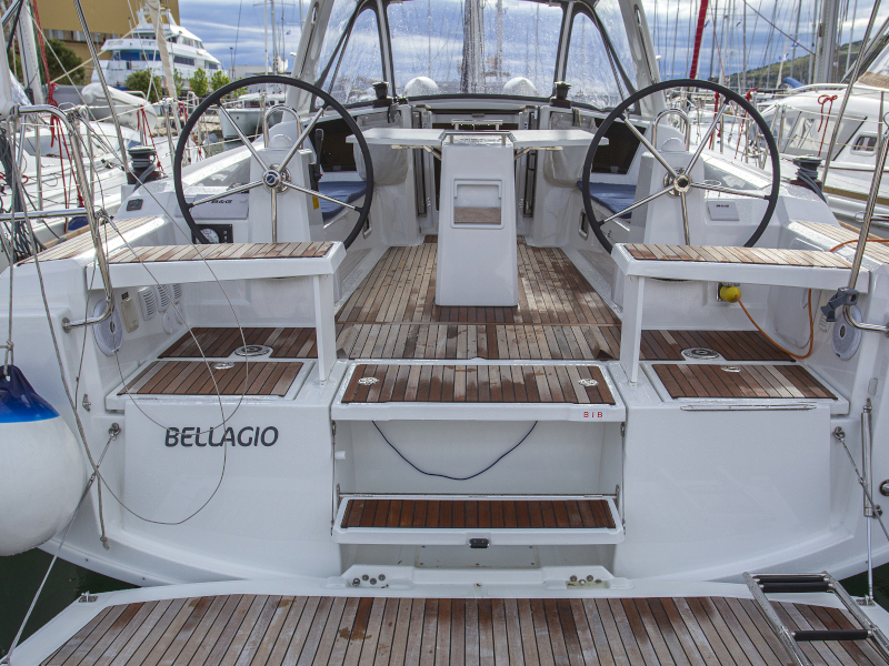Oceanis 38.1 — photo 1