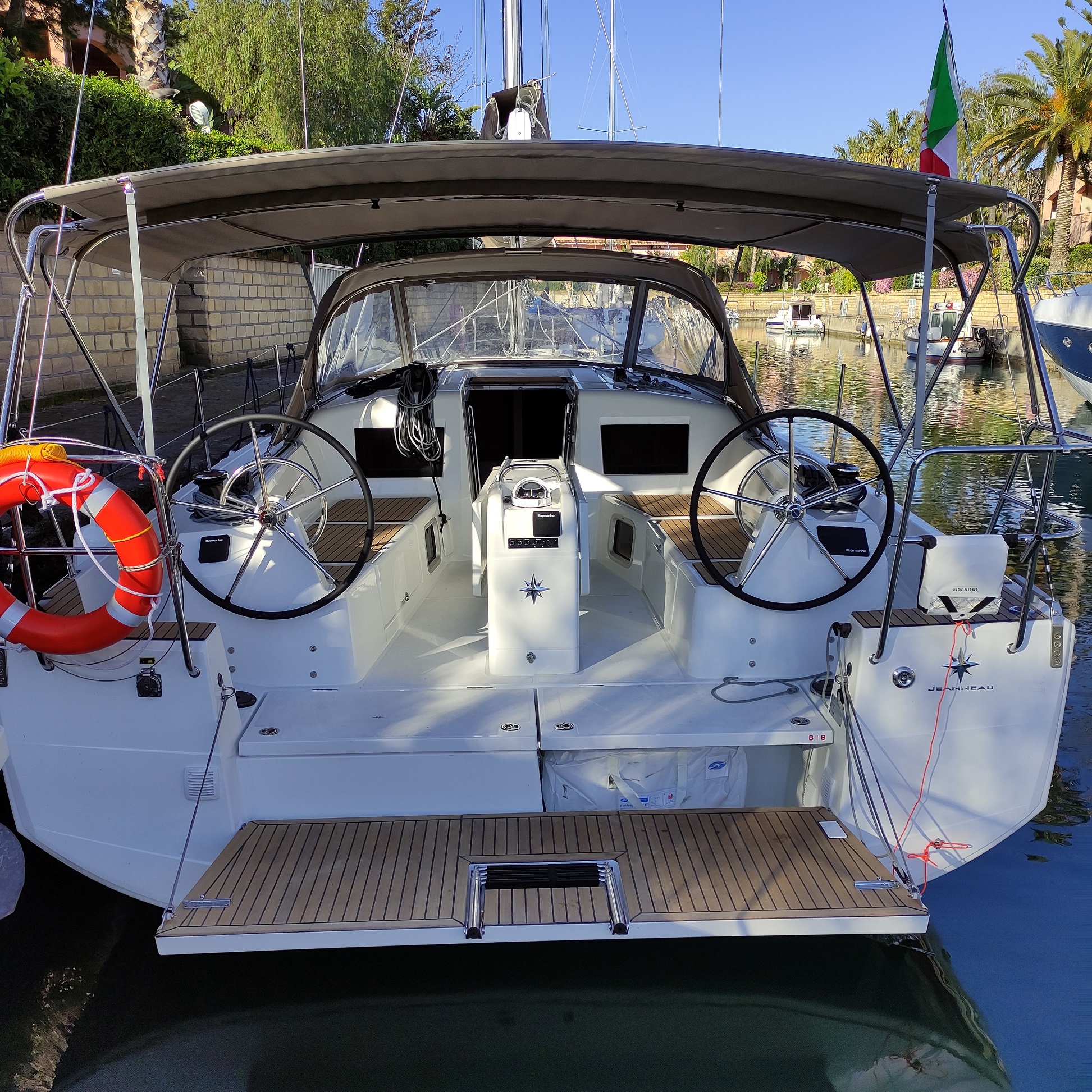 Sun Odyssey 410 — photo 3