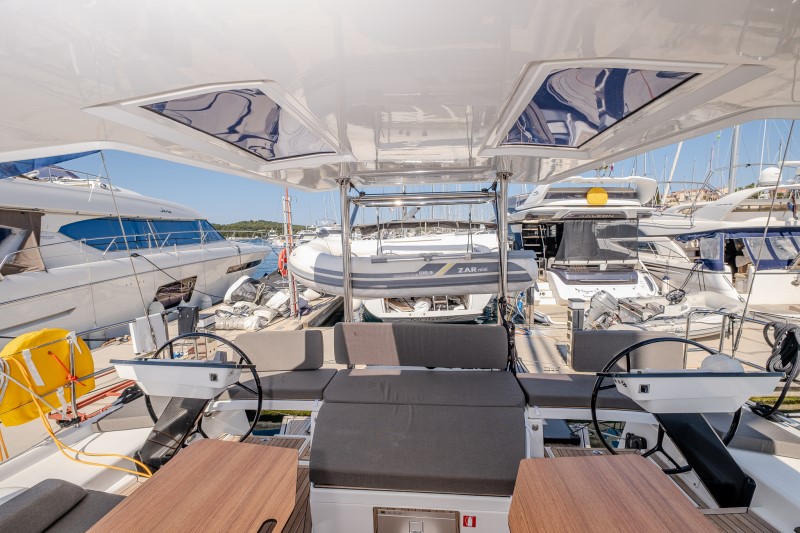 Dufour 48 — photo 44