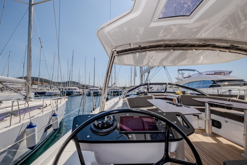 Dufour 48 — photo 16