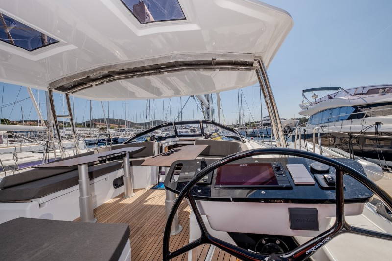 Dufour 48 — photo 42