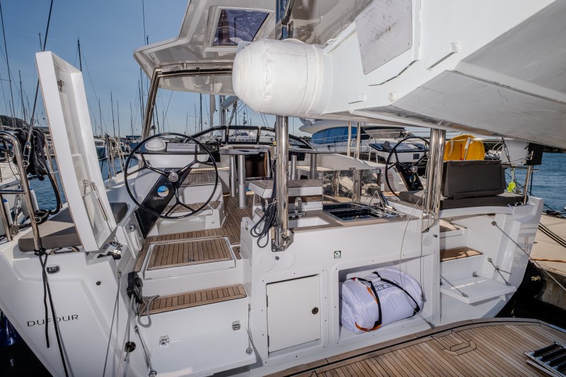 Dufour 48 — photo 27