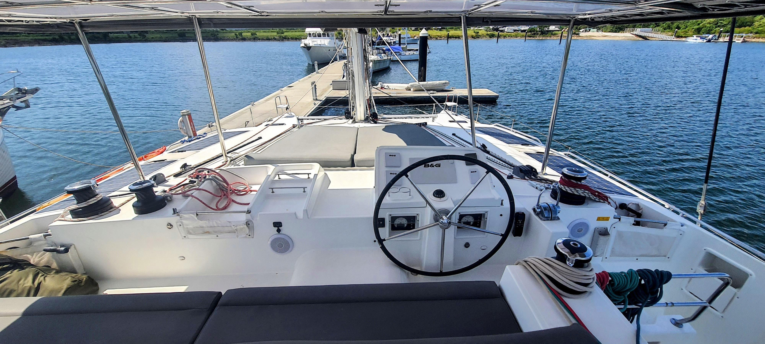 Lagoon 450 Fly — photo 26