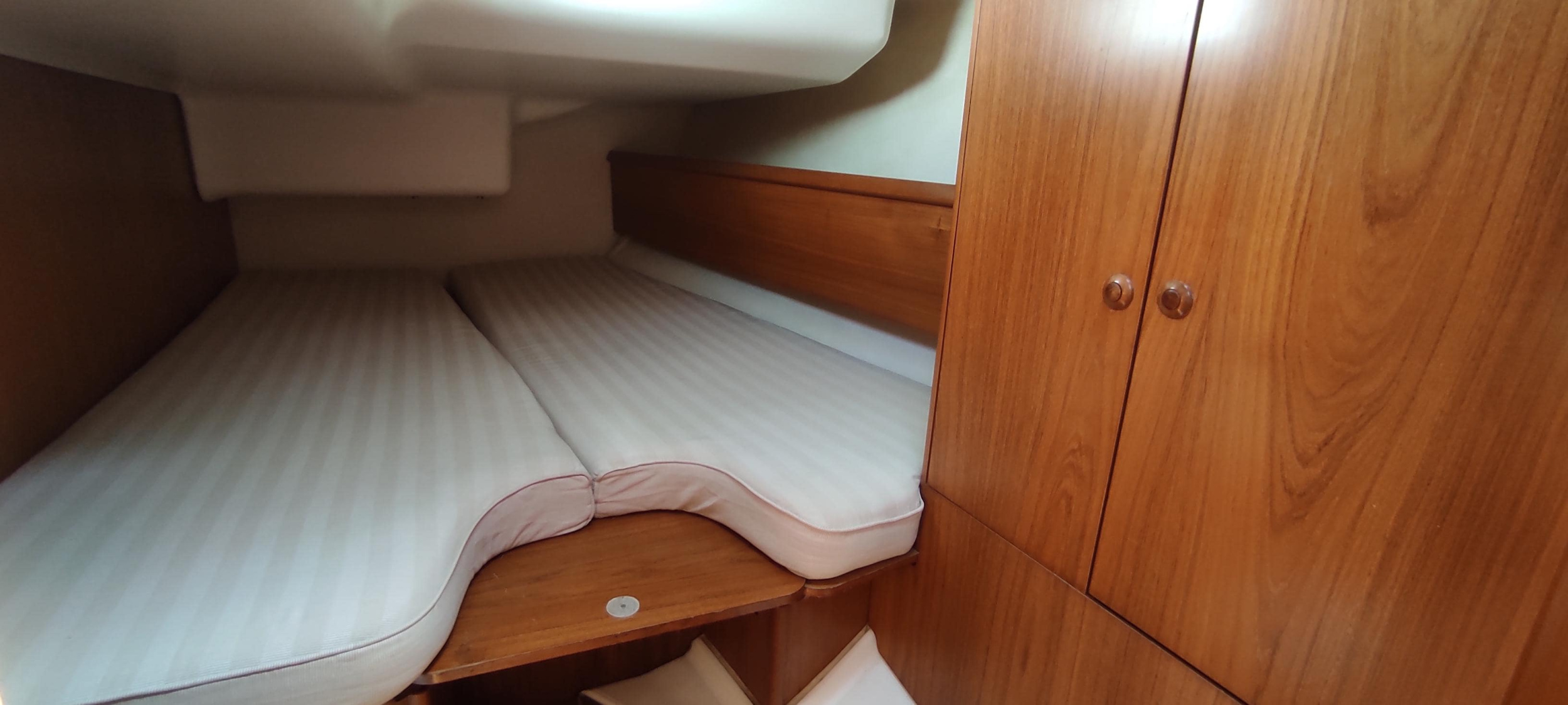 Sun Odyssey 43 — photo 18
