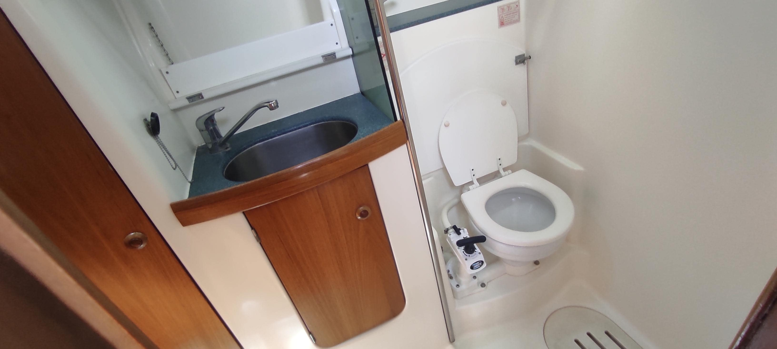 Sun Odyssey 43 — photo 21
