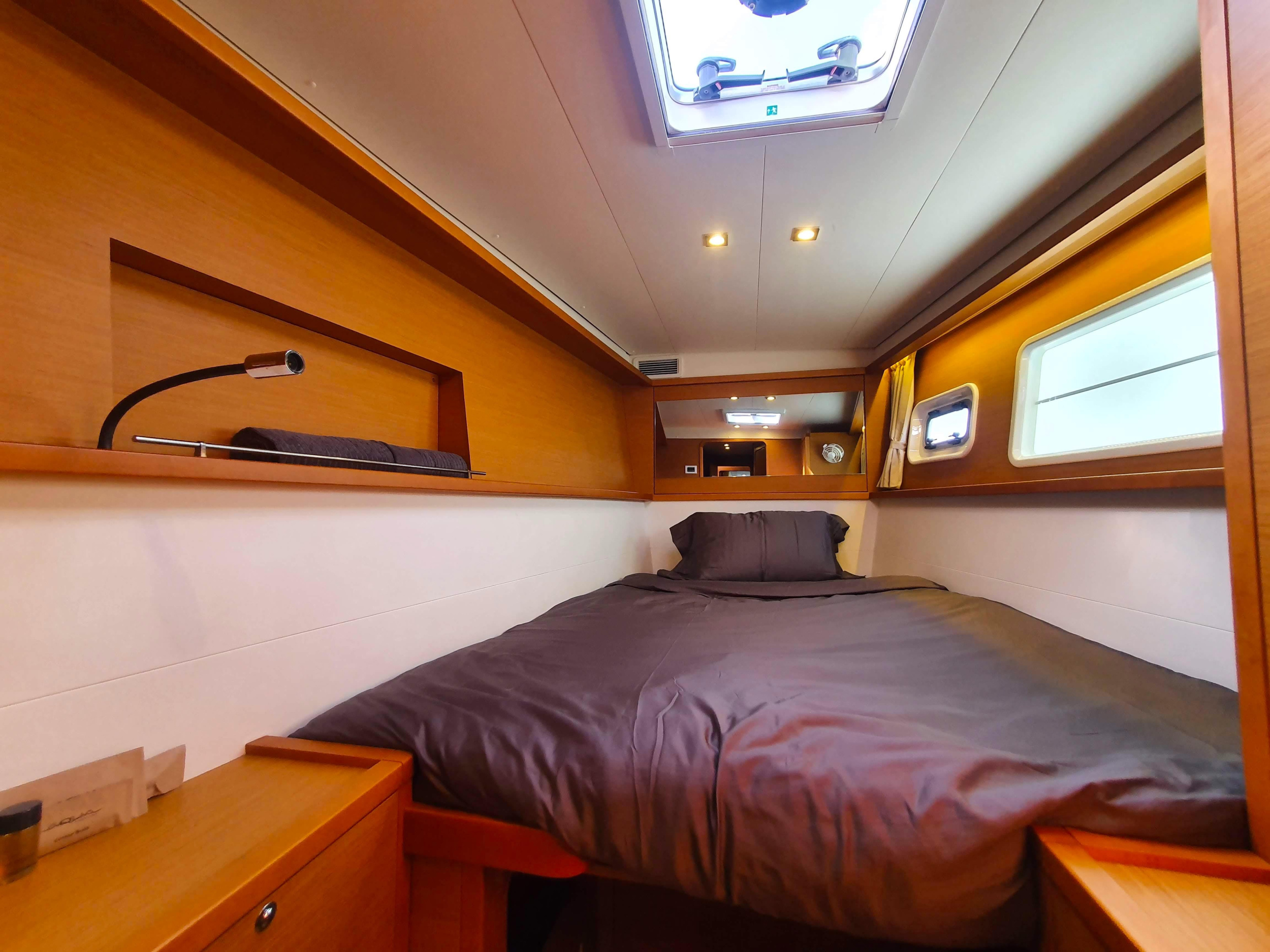 Lagoon 450 Fly — photo 3