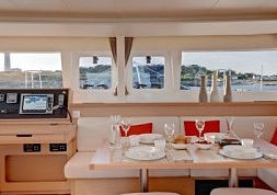 Lagoon 450 Fly — photo 7