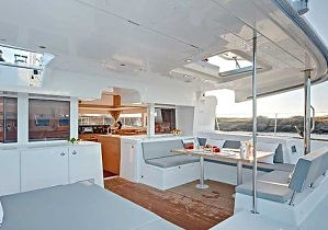 Lagoon 450 Fly — photo 9