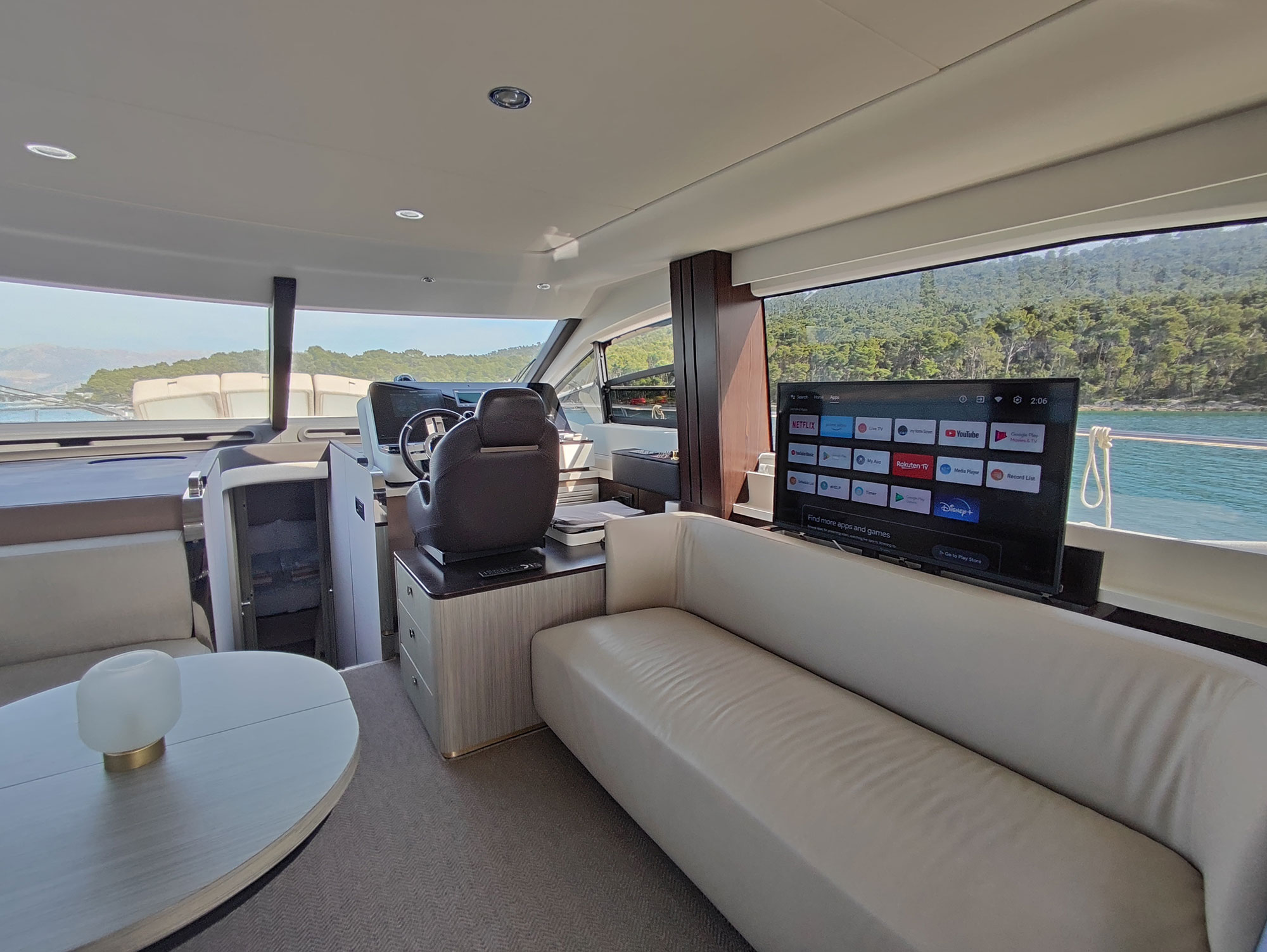 Azimut 55 Fly — photo 12