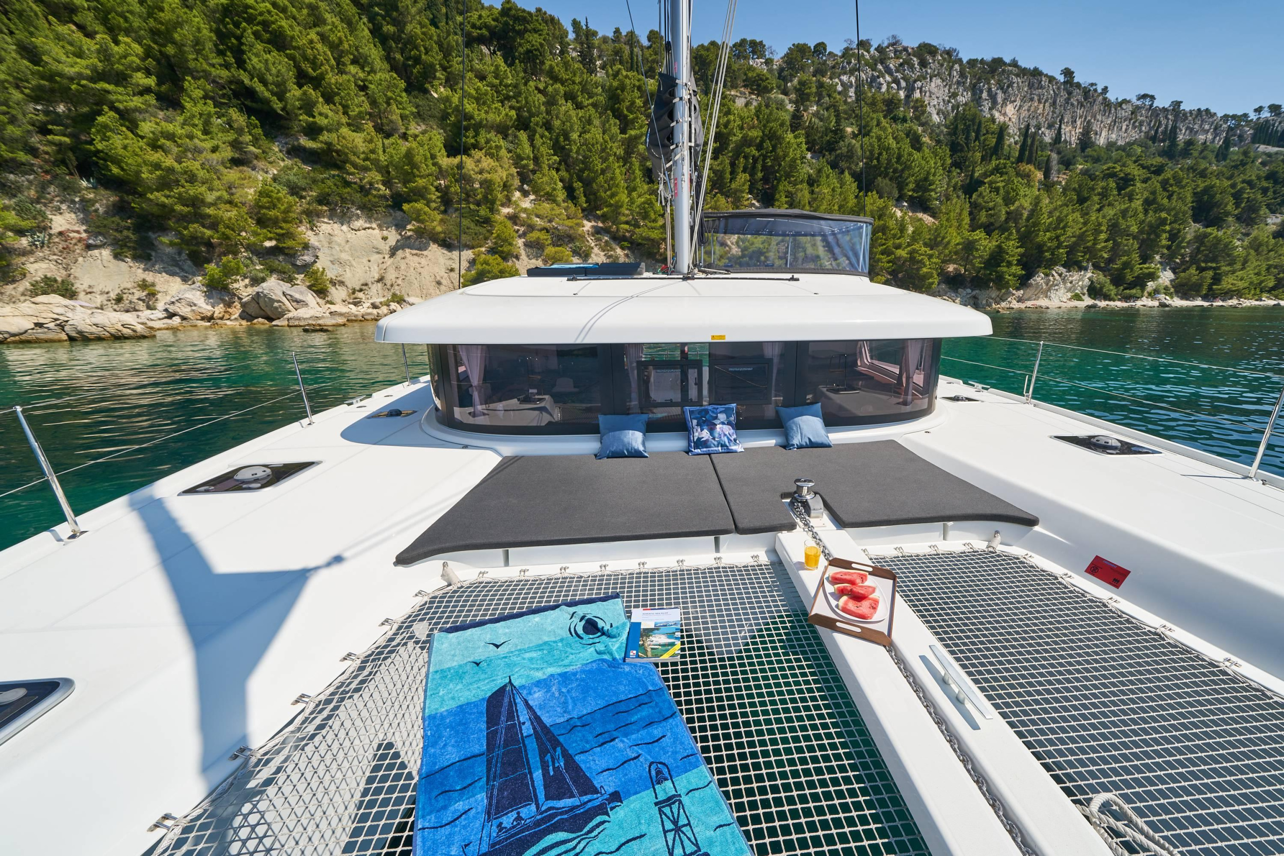 Lagoon 42 — photo 13