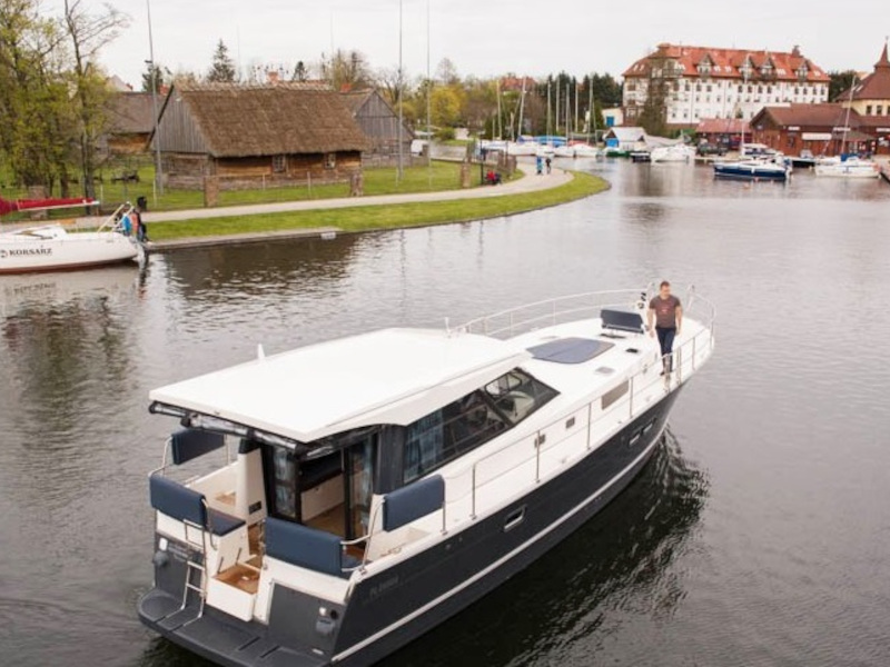 Nautika 1300 LUX — photo 1