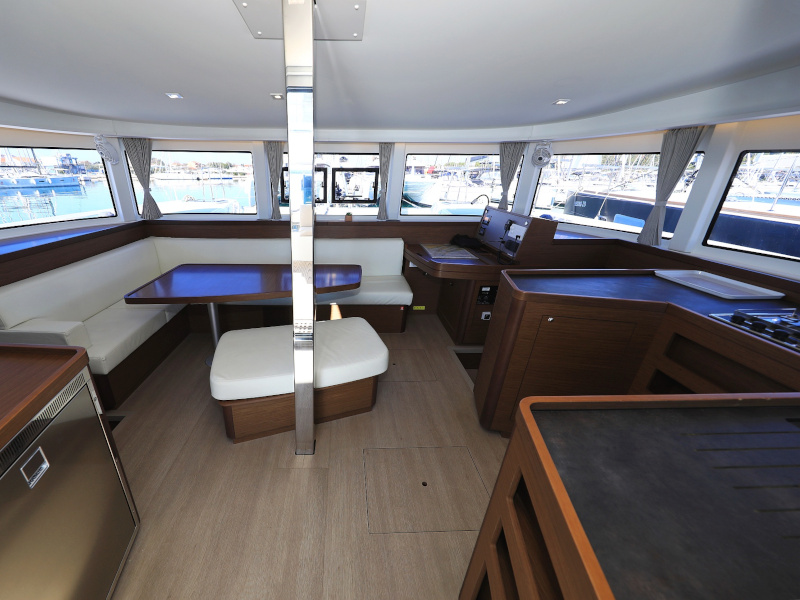 Lagoon 42 — photo 33
