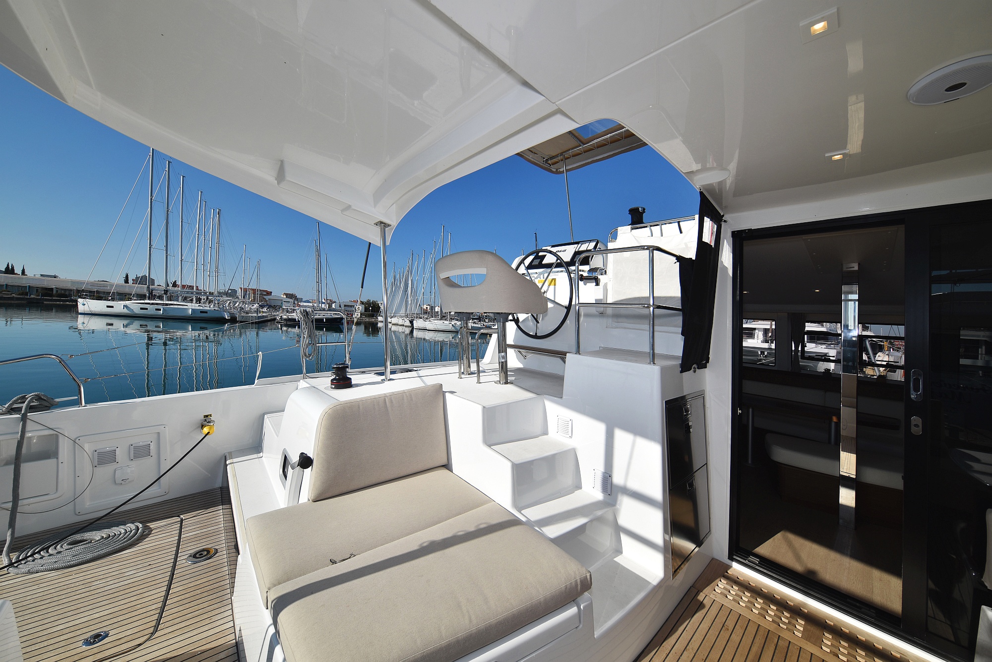 Lagoon 42 — photo 21