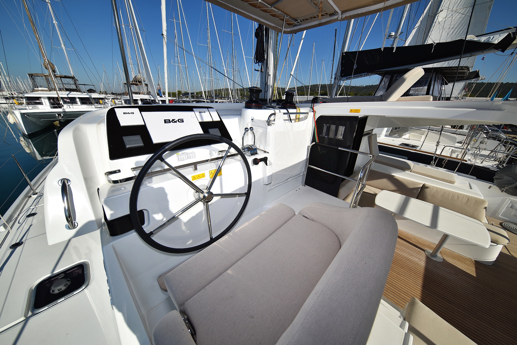 Lagoon 42 — photo 40