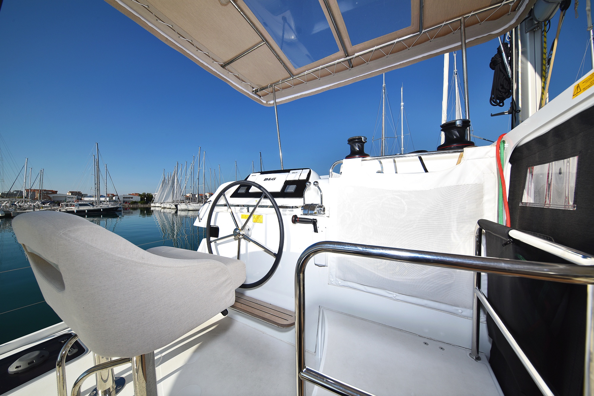 Lagoon 42 — photo 13