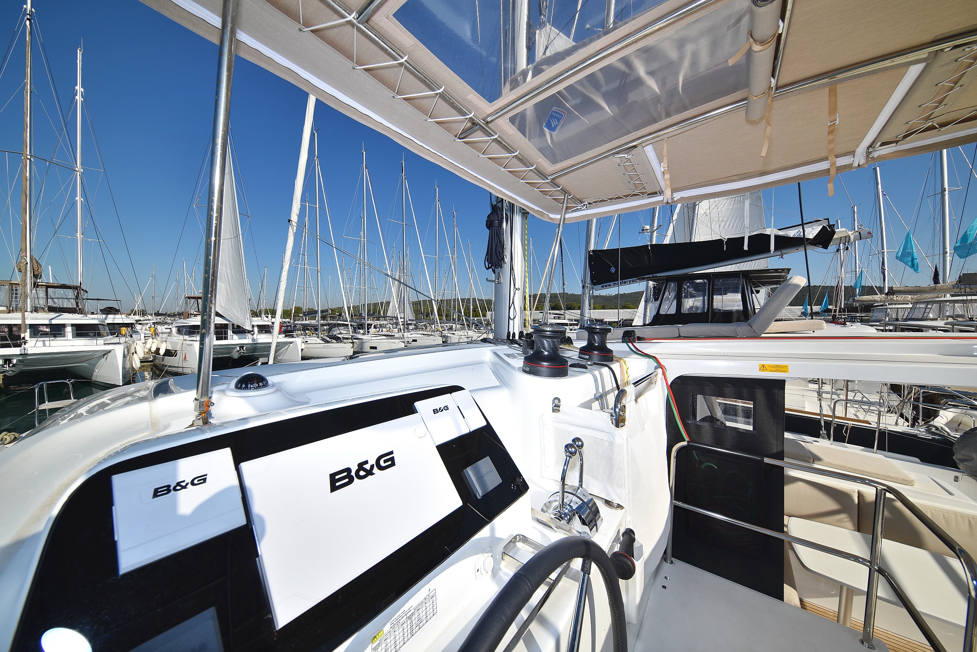 Lagoon 42 — photo 35