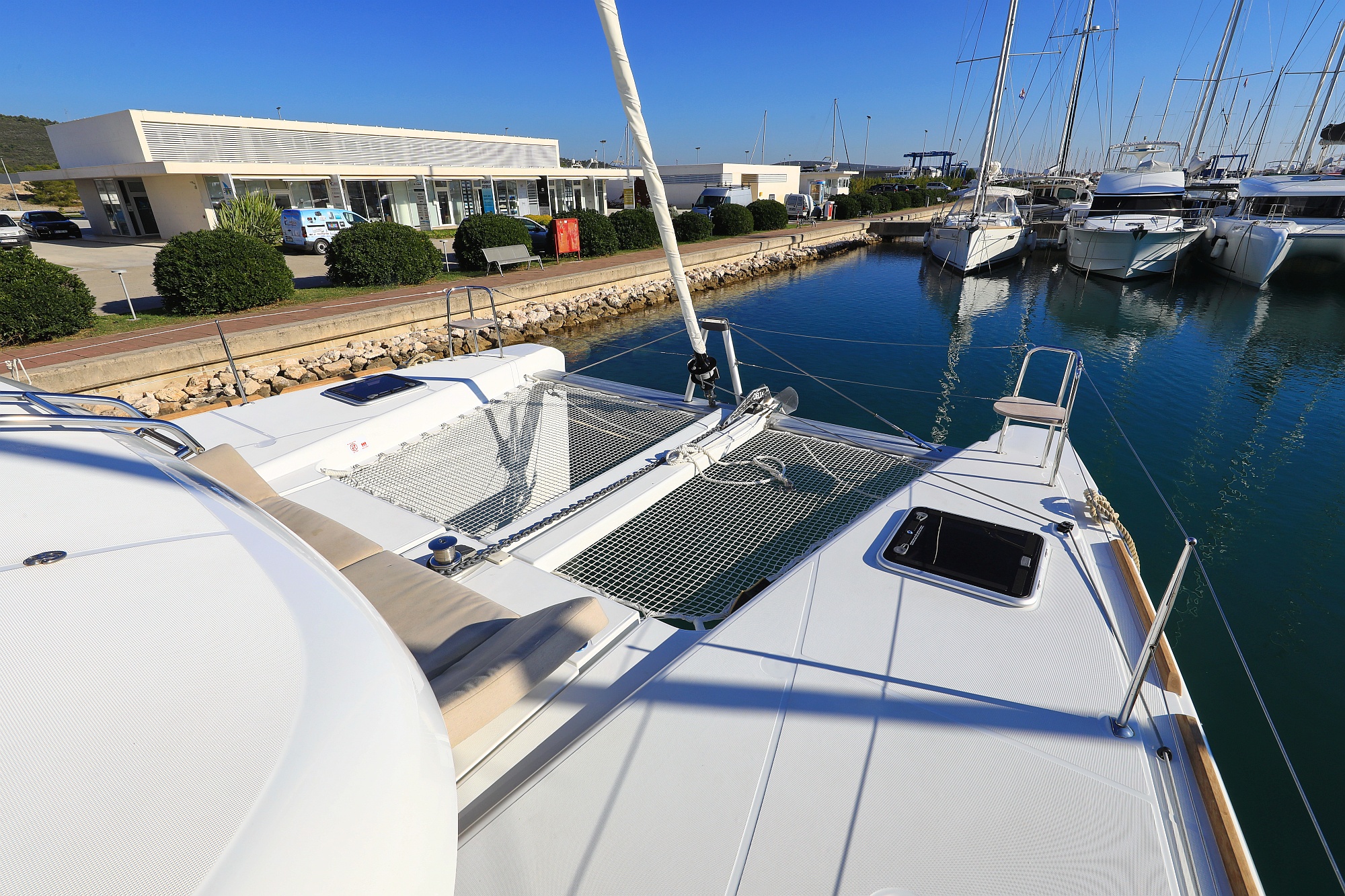 Lagoon 40 — photo 61