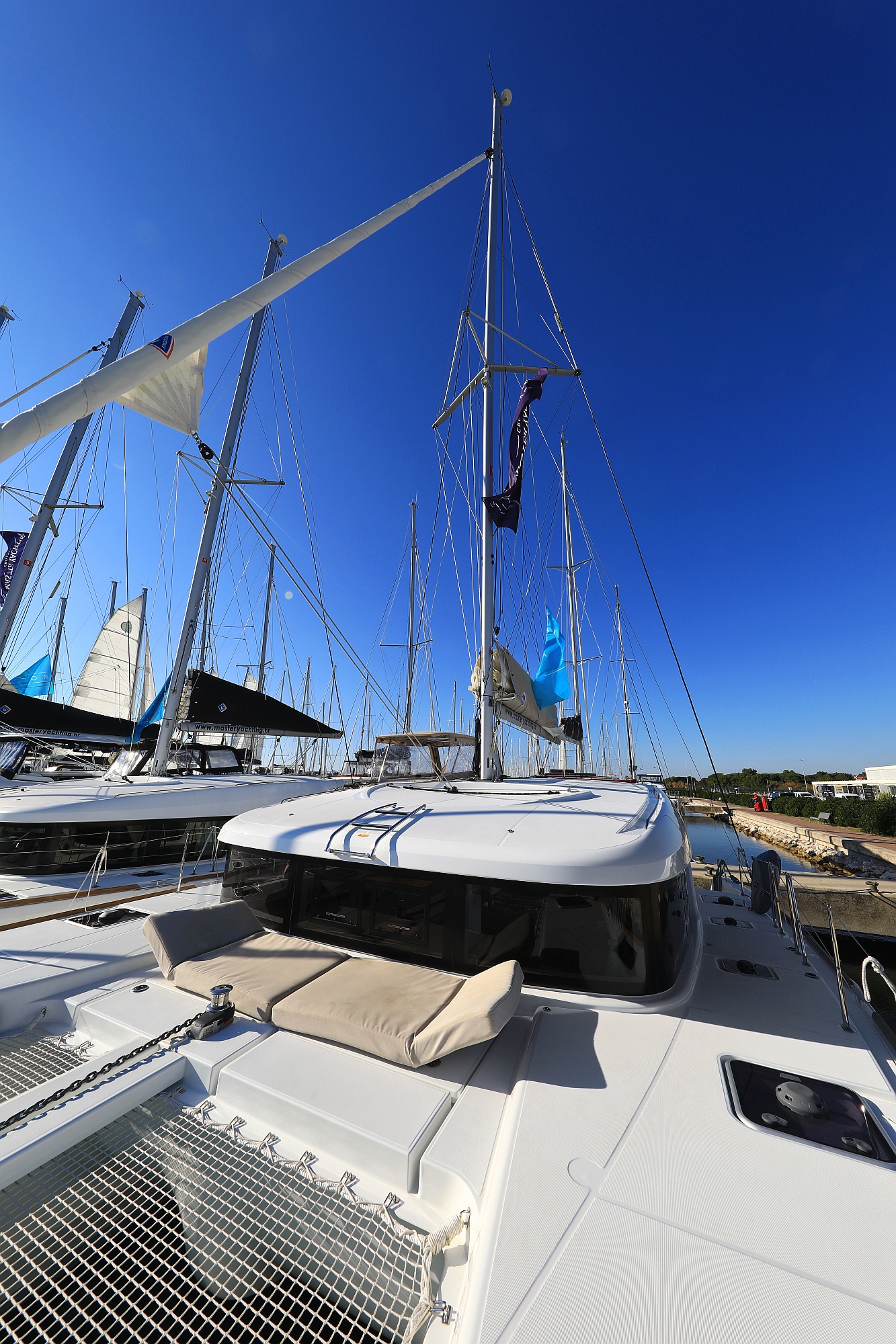Lagoon 40 — photo 48